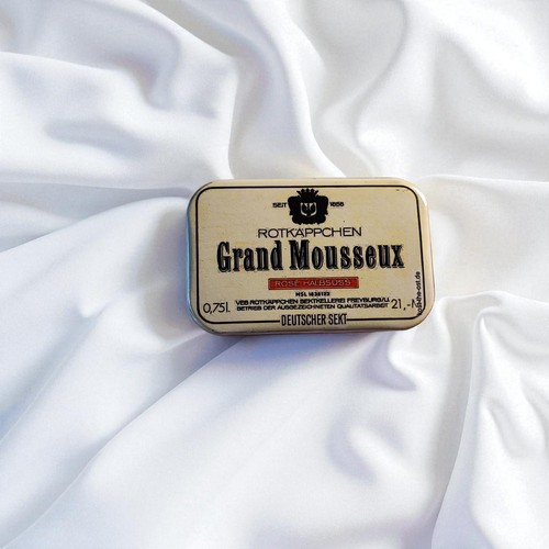 Grand mousseux hell - mousseux, retro